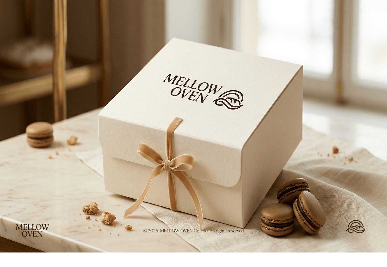 커피와 페이스트리 페어링이 연출된 베이커리 메인 이미지